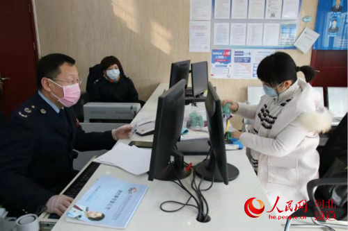 石家庄综合保税区税务局开辟绿色通道服务防护用品企业“星空体育app官网”(图2)